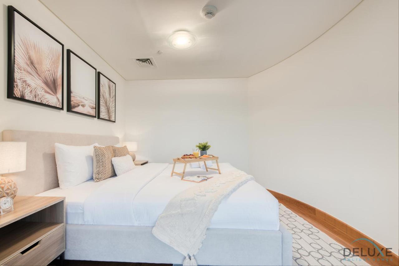 Calm Studio At Sky Gardens Difc By Deluxe Holiday Homes Dubai Eksteriør billede